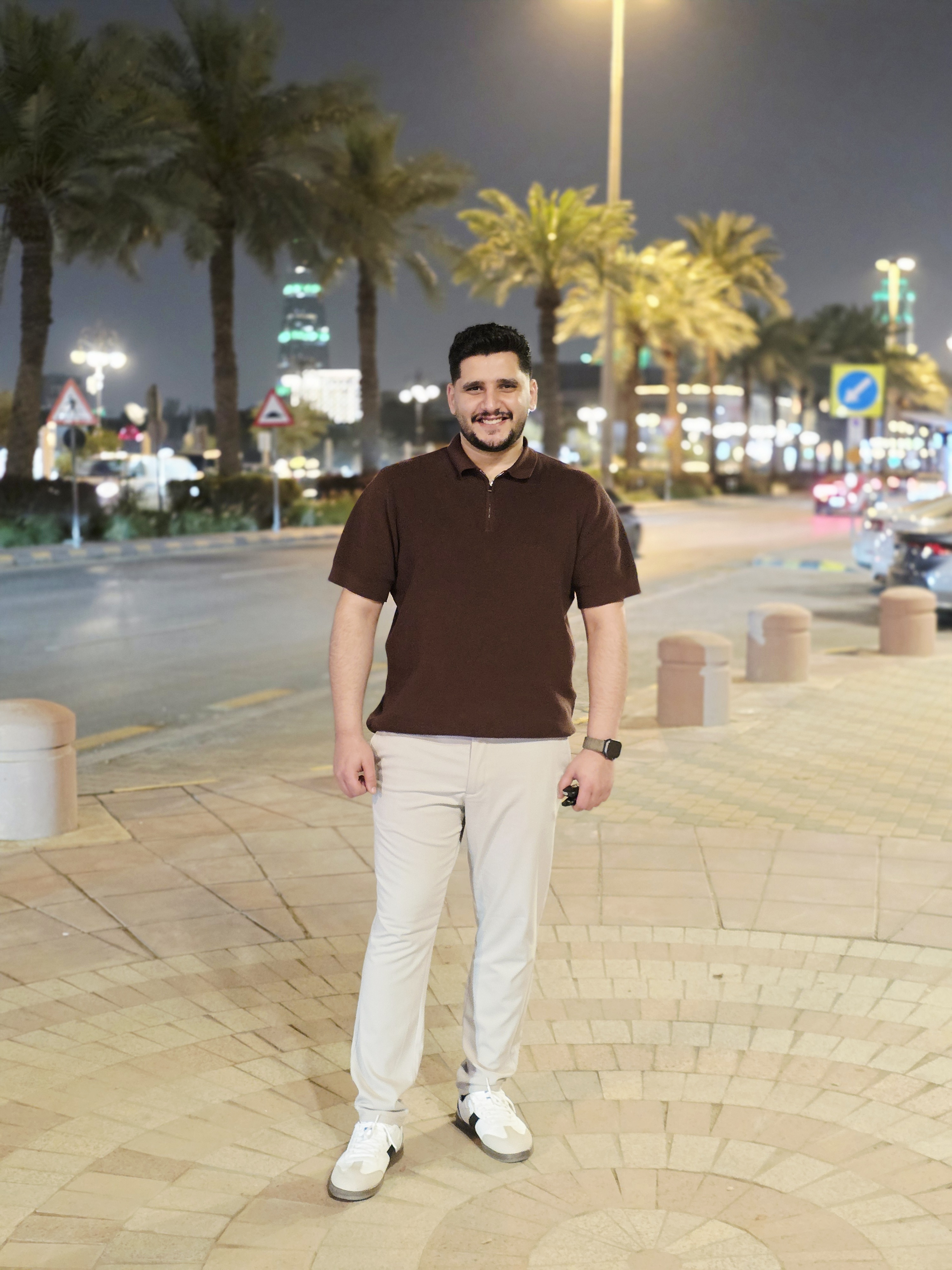 أحمد ناجي في الرياض مساءً